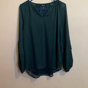 Simply Vera Vera Wang blouse. Size medium
